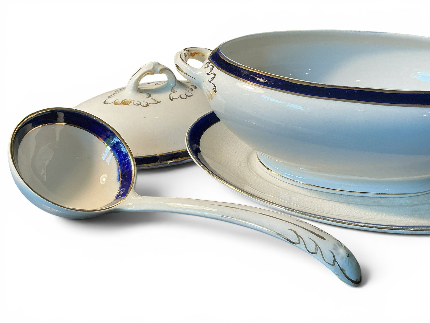 Bleu du Roi serving tureen