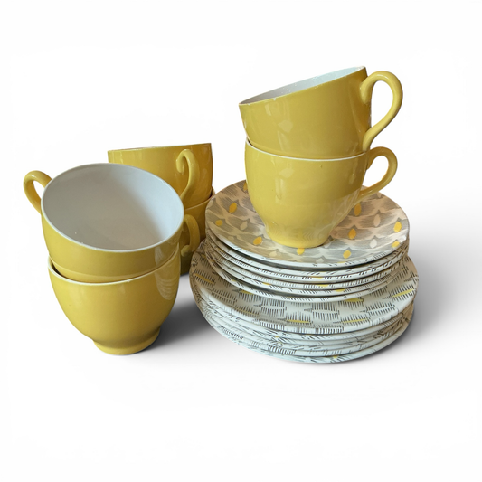 Hedgerow - Mid Century Modern Tea set